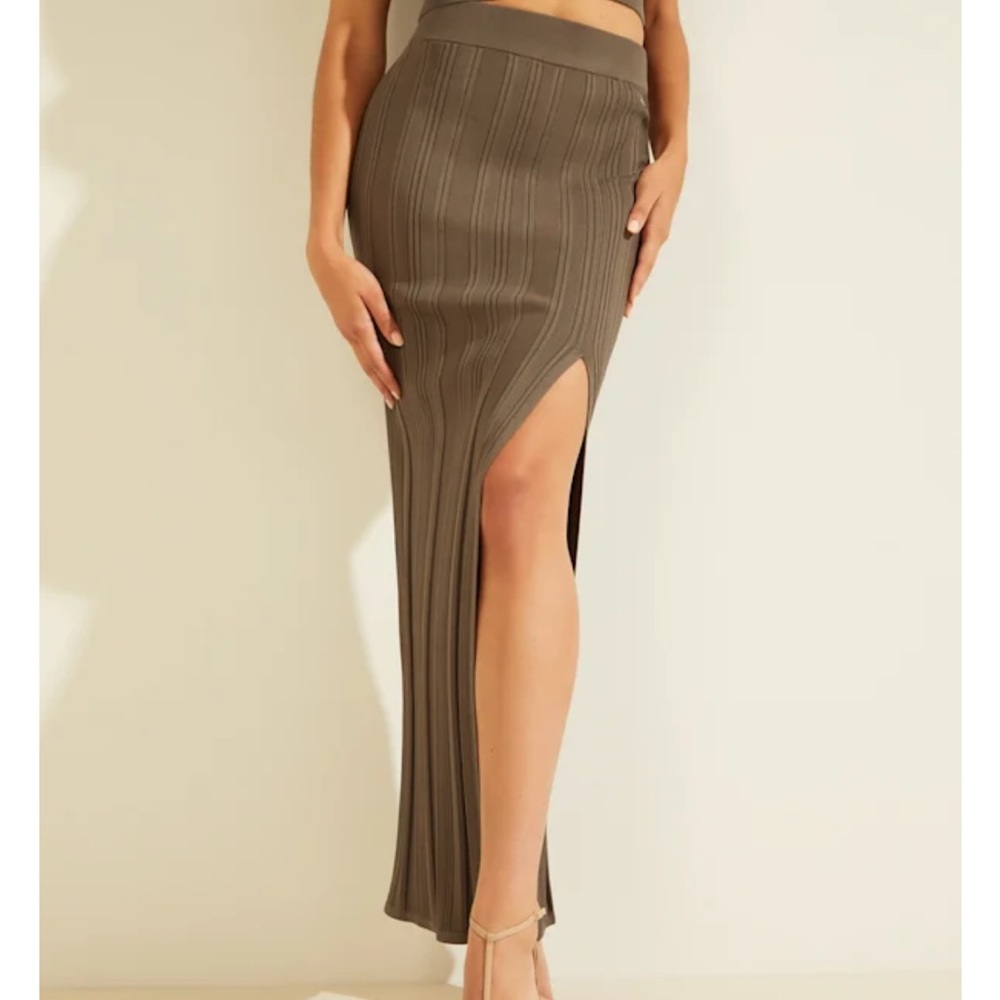 Guess Amalia Slit Maxi Skirt